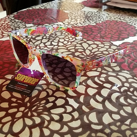 NWT Sunrunner sunglasses - Picture 3 of 6